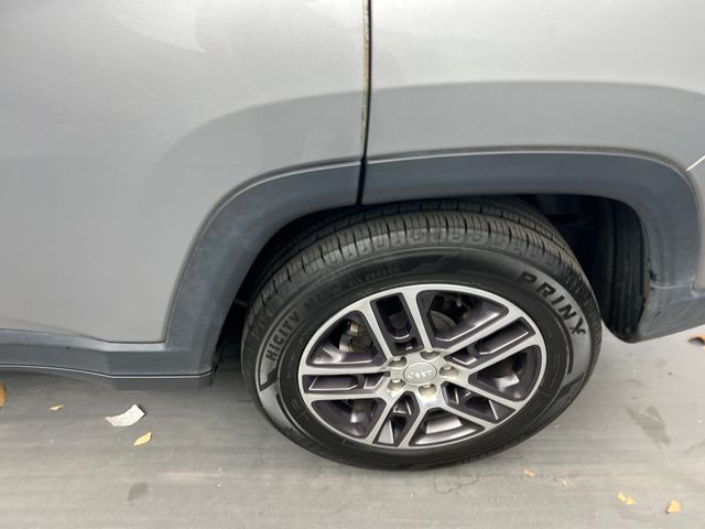 2019 Billet Silver Metallic Clearcoat Jeep Compass Latitude FWD SUV