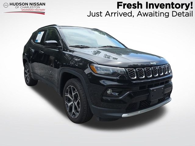 Diamond Black Crystal Pearlcoat 2025 Jeep Compass SUV / Crossover Four-Wheel Drive 8-Speed Automatic