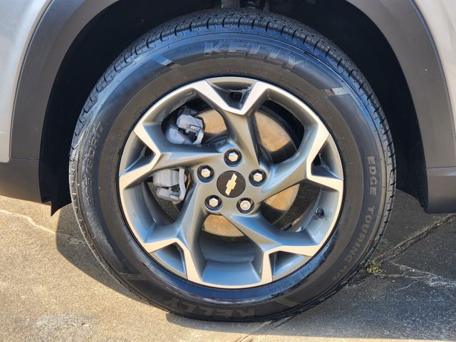2025 Chevrolet Trax LT Gray at Toyota of Victoria