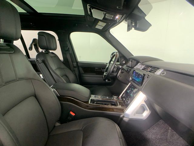 2021 Land Rover Range Rover Westminster 37