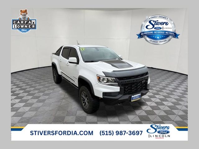 Summit White 2022 Chevrolet Colorado Pickup Truck Four-Wheel Drive 6-Speed Automatic