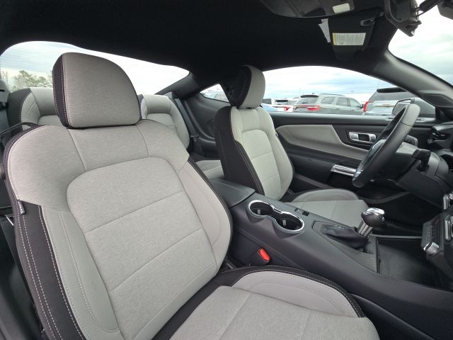 2025 Ford Mustang EcoBoost:167268A