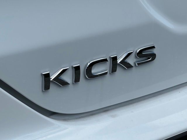 2024 Nissan Kicks SV 21