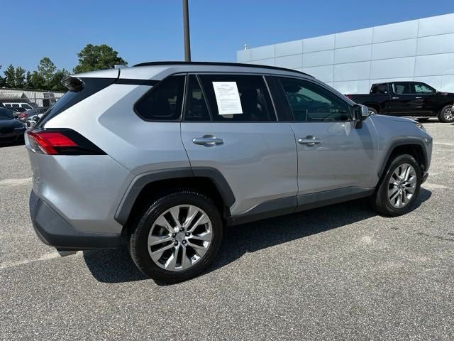 2019 Toyota RAV4 Limited 5