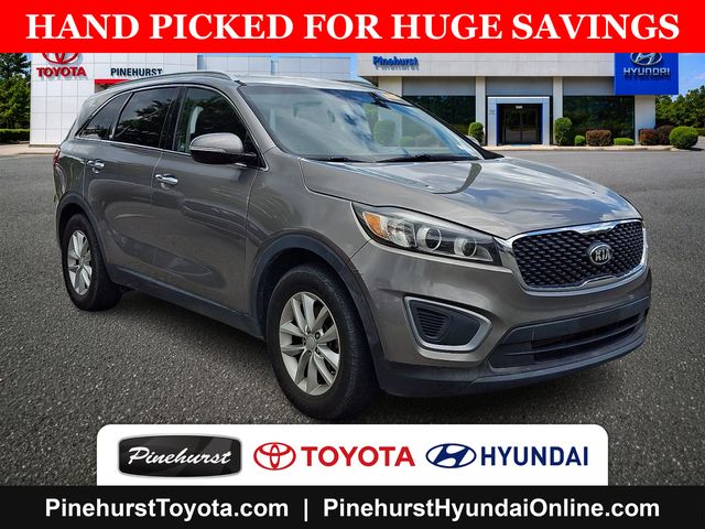 2016 Kia Sorento LX AT's photo