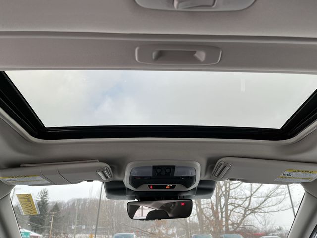 New 2026 White Subaru Premium image 18