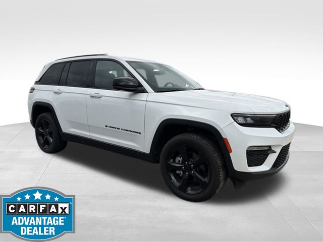 Bright White Clearcoat 2024 Jeep Grand Cherokee SUV / Crossover Four-Wheel Drive 8-Speed Automatic