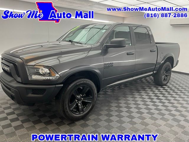 2024 RAM 1500 Gris (Granite Crystal Metallic Clearcoat) Camioneta Todo terreno 8 velocidades Automática