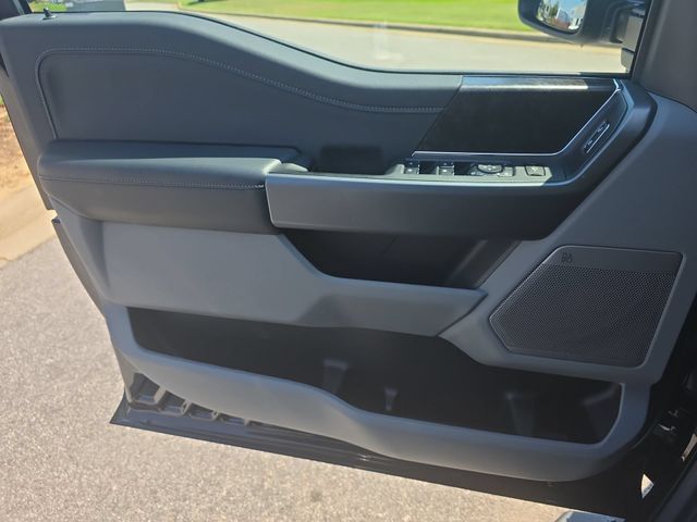 New 2026 Agate Black Metallic Ford F-250® XLT image 27