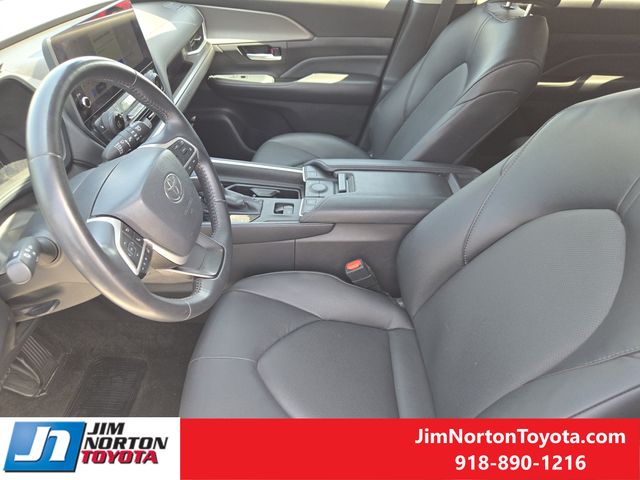 Used 2024 Toyota Grand Highlander SUV