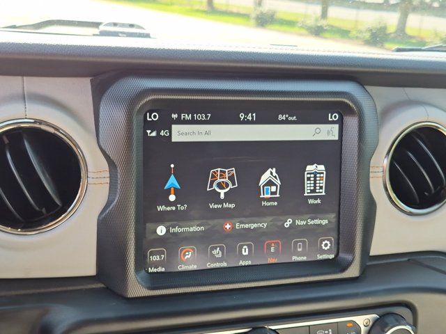 Used 2022 Silver Jeep Unlimited Sahara High Altitude image 21