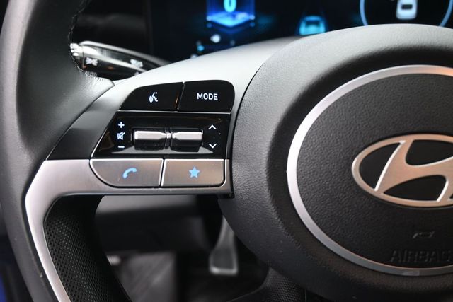 Used 2024 Hyundai Elantra Sedan