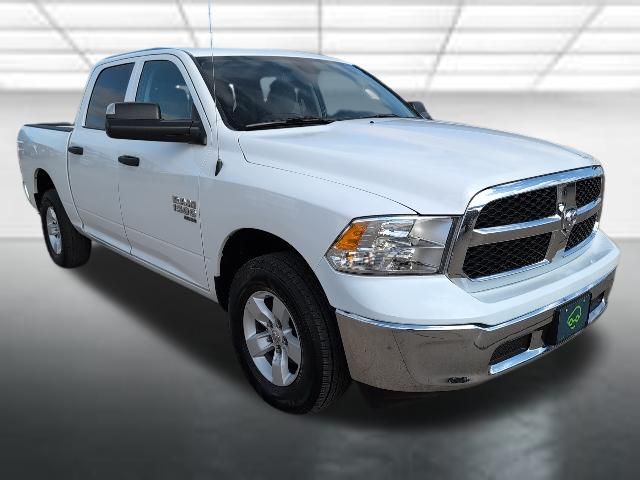 2023 RAM 1500 Classic SLT Crew Cab 4WD