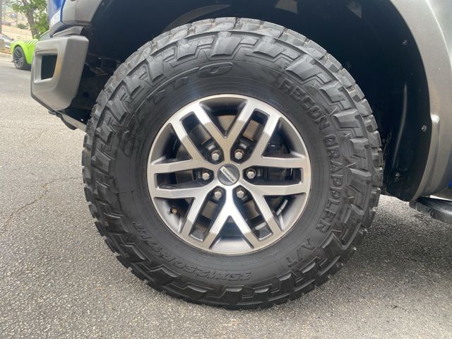 Used Car 2017 Ford F-150  Raptor For Sale Under $35,000 In San Antonio, Texas