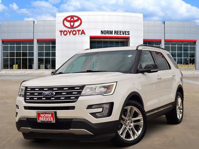 White Platinum Clearcoat Metallic 2017 Ford Explorer SUV / Crossover Front-Wheel Drive 6-Speed Automatic