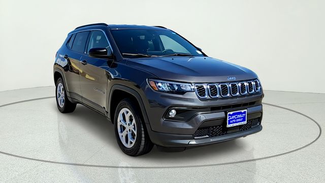 Baltic Gray Metallic Clearcoat 2024 Jeep Compass SUV / Crossover Four-Wheel Drive 8-Speed Automatic