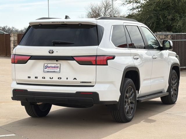 2025 Toyota Sequoia SR5 - Photo 7