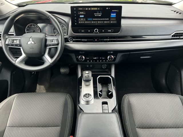 Used 2025 Black Mitsubishi ES image 17