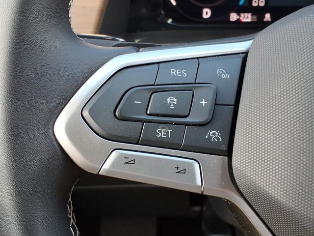 2026 Volkswagen Atlas - Image 13