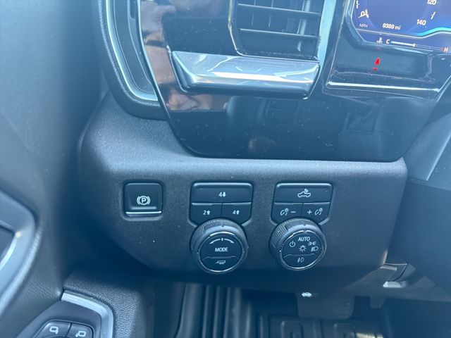 Used 2025 Gray Chevrolet LT image 23