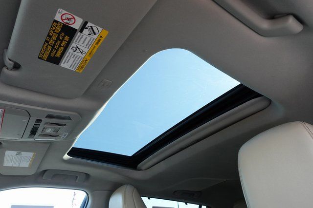 used 2022 Toyota Highlander car, priced at $32,499