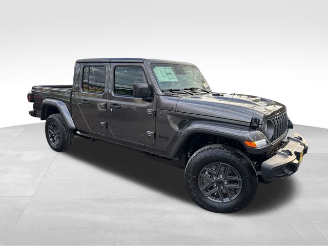 Gray (Granite Crystal Metallic Clearcoat) 2026 Jeep Gladiator Pickup Truck Four-Wheel Drive 8-Speed Automatic