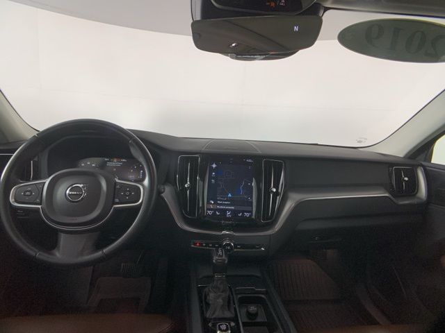 2019 Volvo XC60 T5 Momentum 26