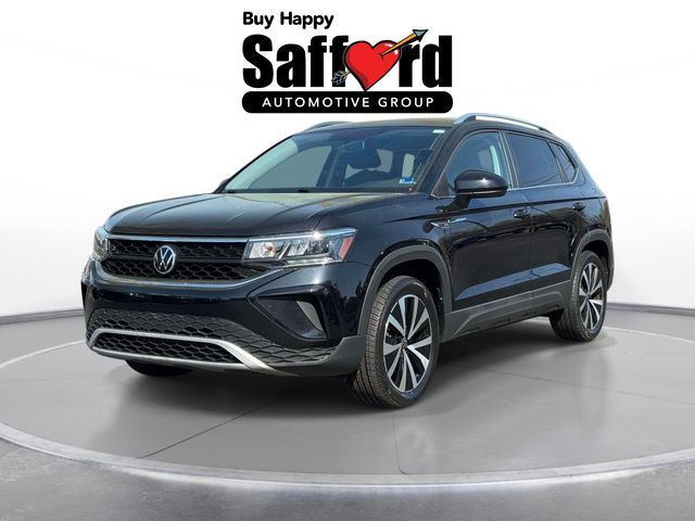 Deep Black 2022 Volkswagen Taos SE FWD SUV / Crossover Front-Wheel Drive 7-Speed Dual Clutch