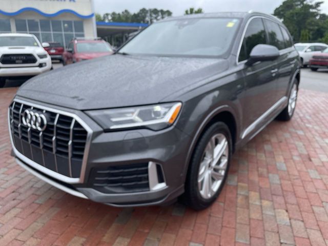 2022 Audi Q7 45 Premium quattro Tiptronic's photo