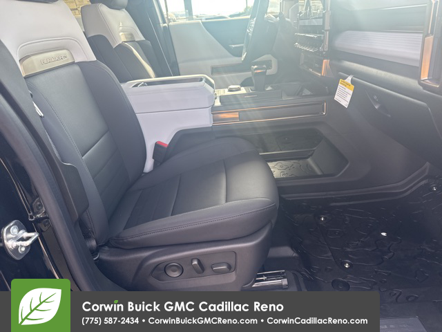 2024 GMC Hummer EV SUV 2X 23