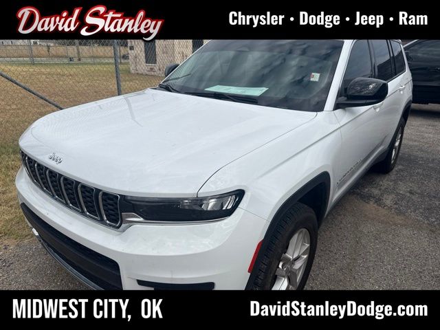 Bright White Clearcoat 2023 Jeep Grand Cherokee L SUV / Crossover 4X2 8-Speed Automatic