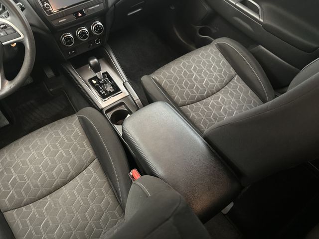 Used 2020  Mitsubishi 2.0 ES image 25