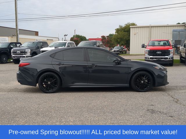 Used 2025 UNDERGROUND Toyota SE image 14