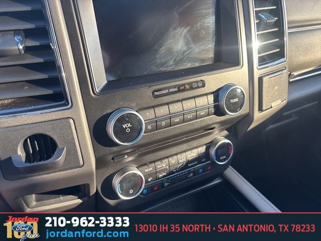 Used Car 2018 Ford Expedition  Xlt For Sale Under $25,000 In San Antonio, Texas
