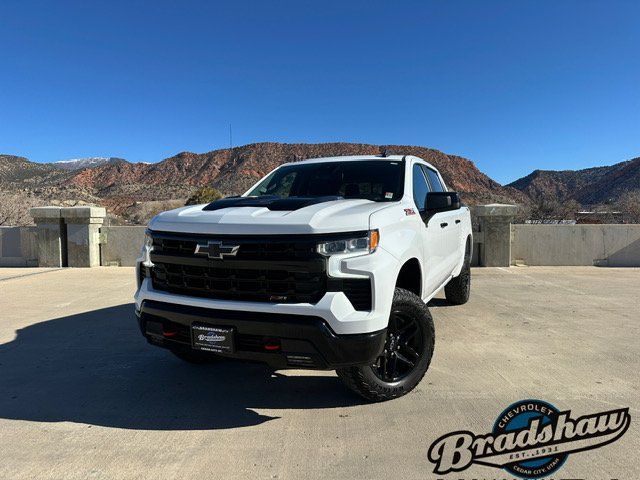 2023 Chevrolet Silverado 1500 LT Trail Boss Crew Cab 4WD