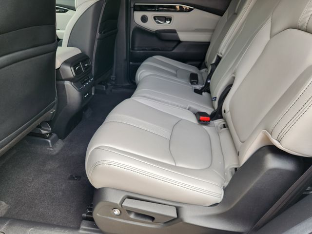 2025 Honda Pilot Touring  at Community Honda