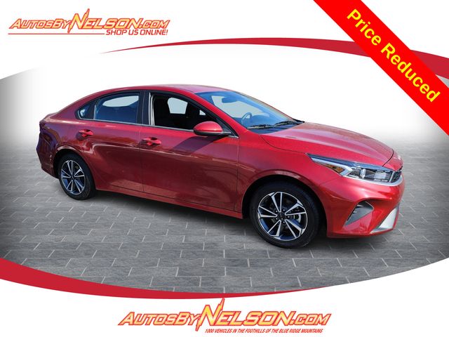 Currant Red 2024 Kia Forte Sedan Front-Wheel Drive Continuously Variable Transmission