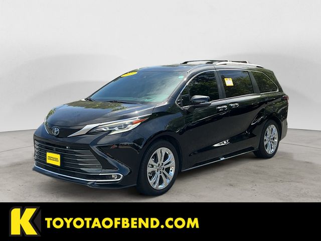 Pre-Owned 2023 Toyota Sienna Platinum FWD 4D Passenger Van