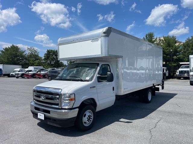 2026 Ford E-Series E-450 SD