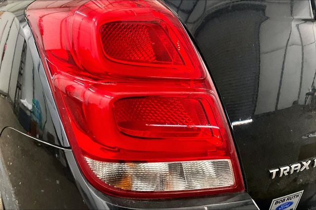 2021 Chevrolet Trax LT Blue at Subaru and VW of Moon Township
