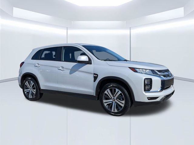 White 2025 Mitsubishi Outlander Sport SUV / Crossover All-Wheel Drive Continuously Variable Transmission