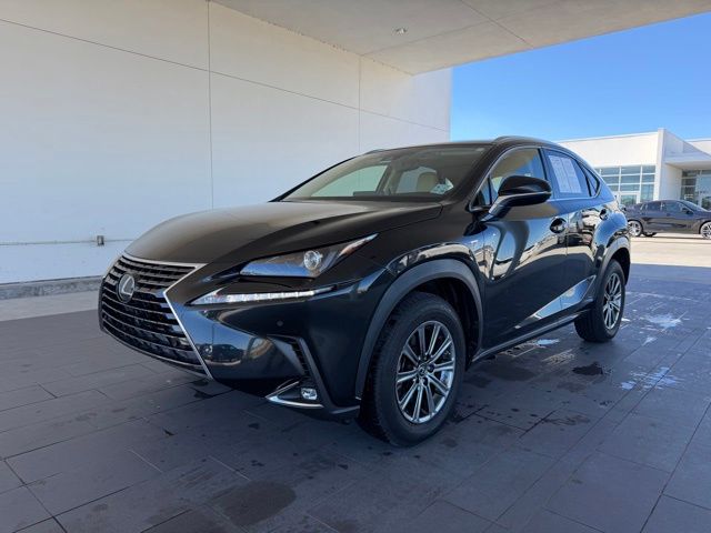 2020 Lexus NX 300's photo