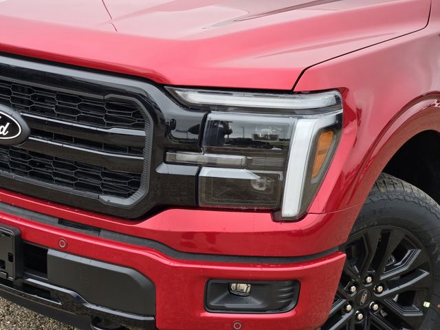 2025 Rapid Red Metallic Tinted Clearcoat Ford F-150 Lariat 4X4 Truck