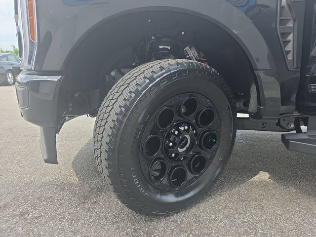 New 2026 Agate Black Metallic Ford F-250® Lariat® image 33