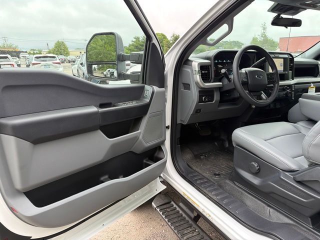 New 2026 White Ford XL image 11