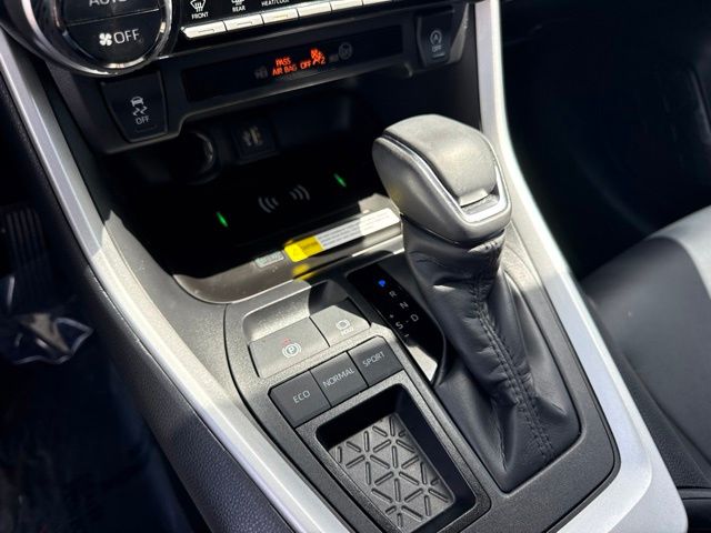 2024 Toyota RAV4 XLE Premium - Photo 25