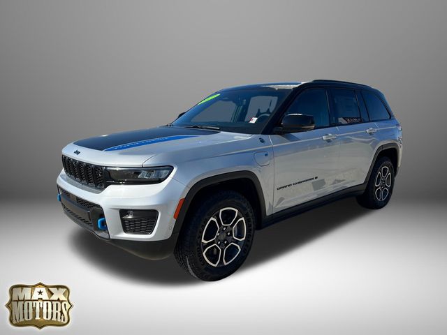 2023 Jeep Grand Cherokee Trailhawk 4xe 3