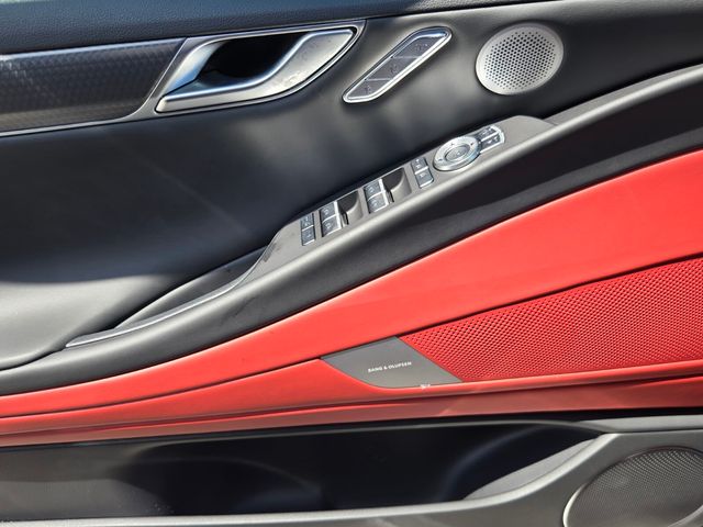 2027 Genesis G80