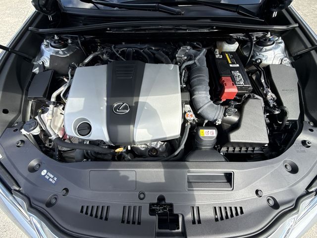 2025 Lexus ES 350 - Photo 27