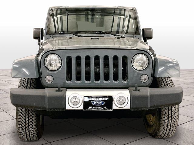 2014 Jeep Wrangler Sahara - 3